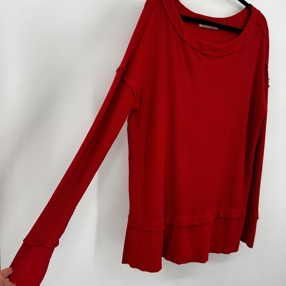 FREE PEOPLE We The Free Red Waffle Knit Very Oversized Thermal Top Size Small - Picture 5 of 10